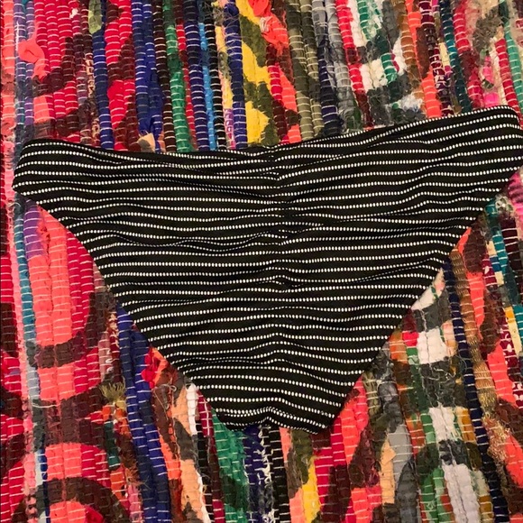 Bikini - Picture 2 of 4